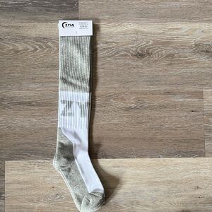 Zyia women’s Gray and White Knee-High Socks